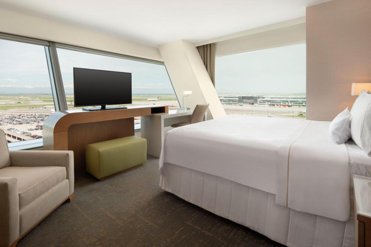 The Westin Denver International Airport Exterior photo