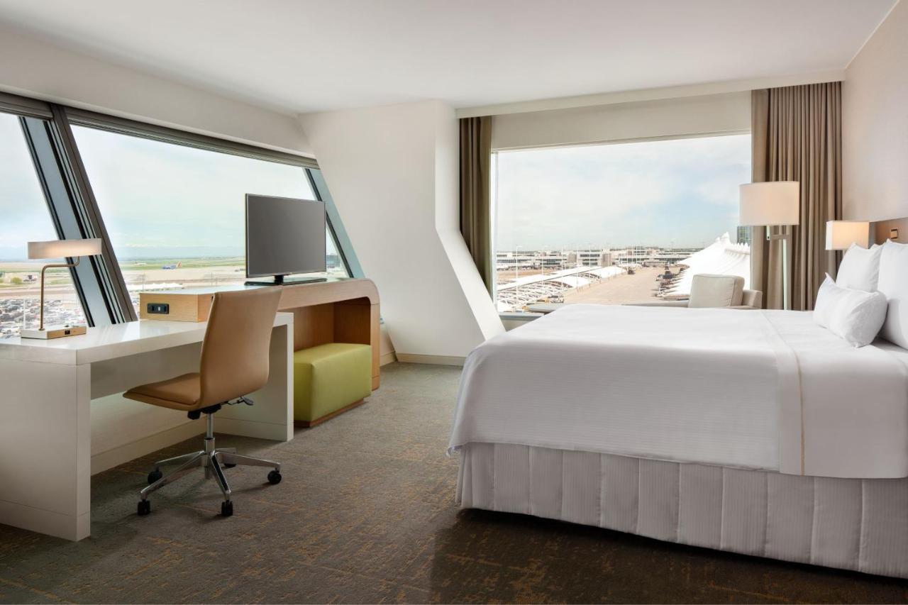 The Westin Denver International Airport Exterior photo