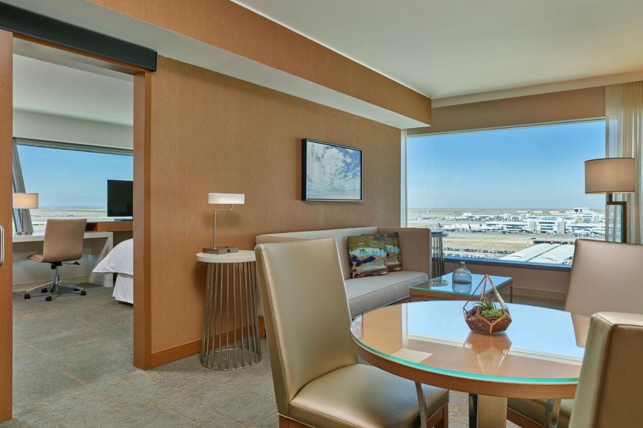The Westin Denver International Airport Exterior photo