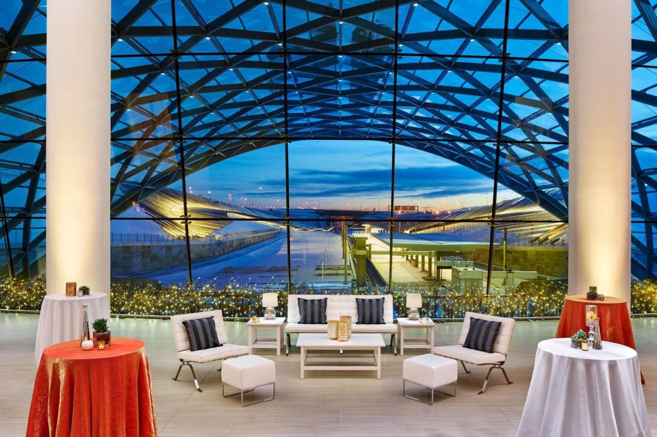 The Westin Denver International Airport Exterior photo