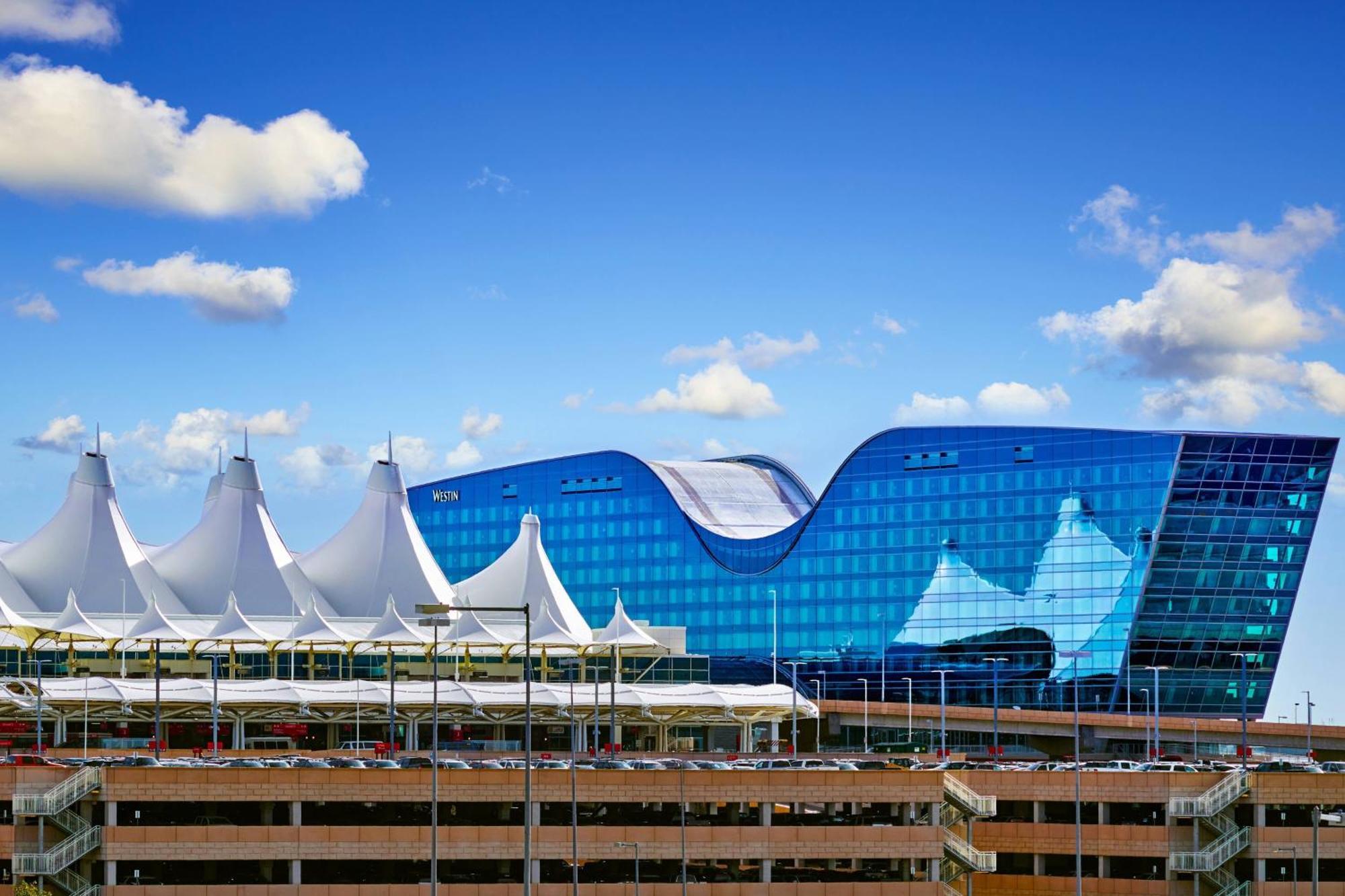 The Westin Denver International Airport Exterior photo